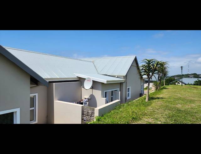 912M² VACANT LAND FOR SALE IN SALT ROCK